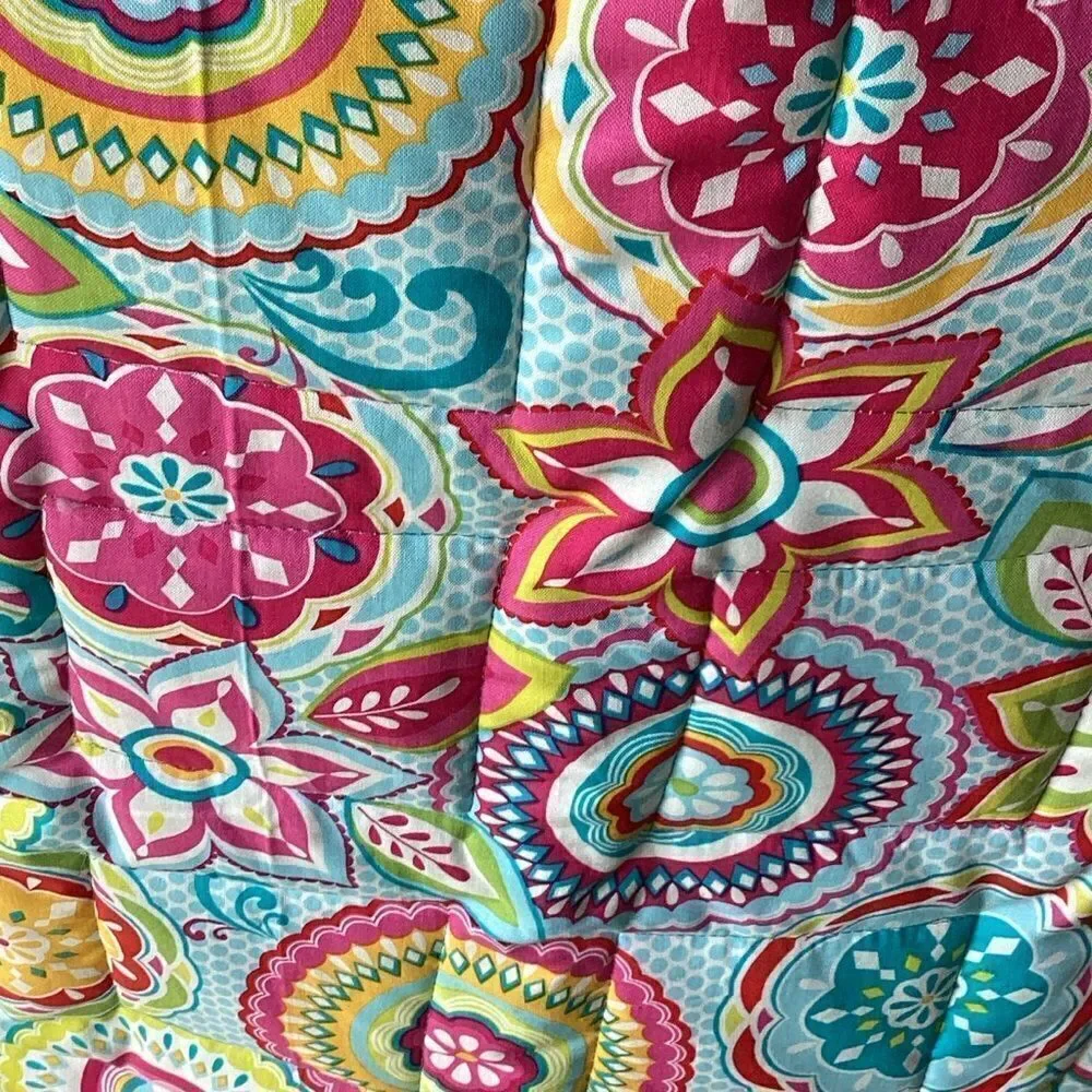 NWT. Girls Love Bugs Too! Hand Crafted Children’s Quilt